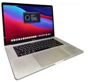 Ноутбук Apple MacBook Pro 15" 2018 A1990 16/256/i7(2.2) 555X 4GB 6335 (MR962LL/A) Уцінка